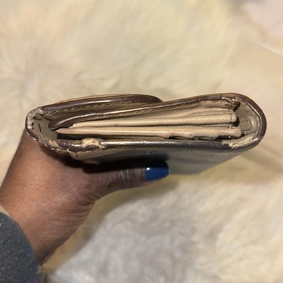 Authentic Vintage Coach Leather Wallet in Tan used condition - Picture 4 of 16